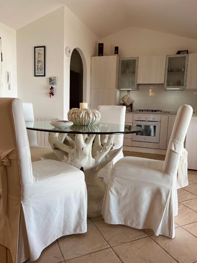 Villa A Golfo Aranci Con Vista Su Tavolara Маринелла Экстерьер фото